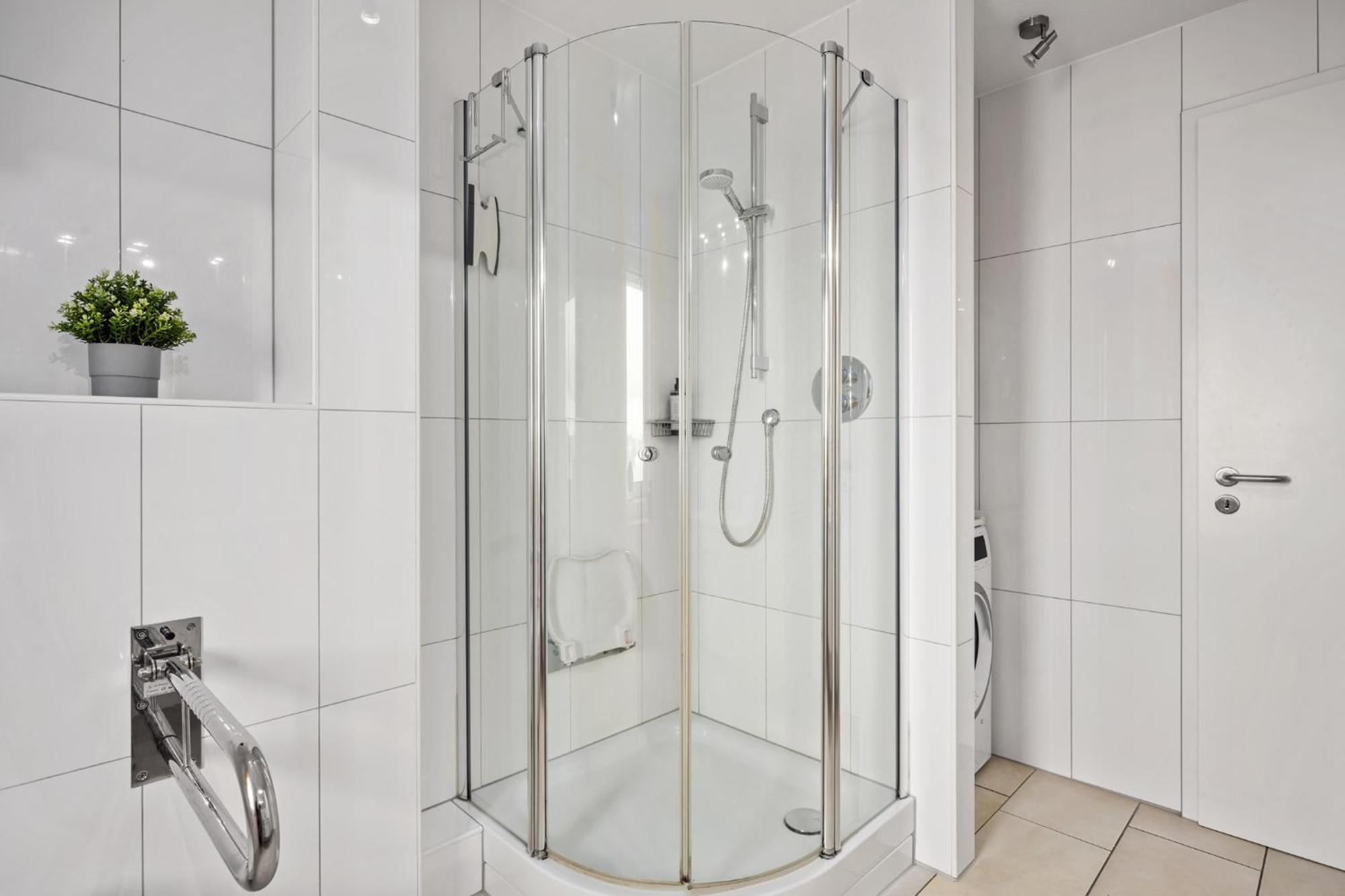 Strand-penthouse, 128 Qm, Maisonette, Parkplatz Apartment *